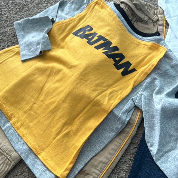 Toddler boy clothes bundle 2T - Picture 5 of 5